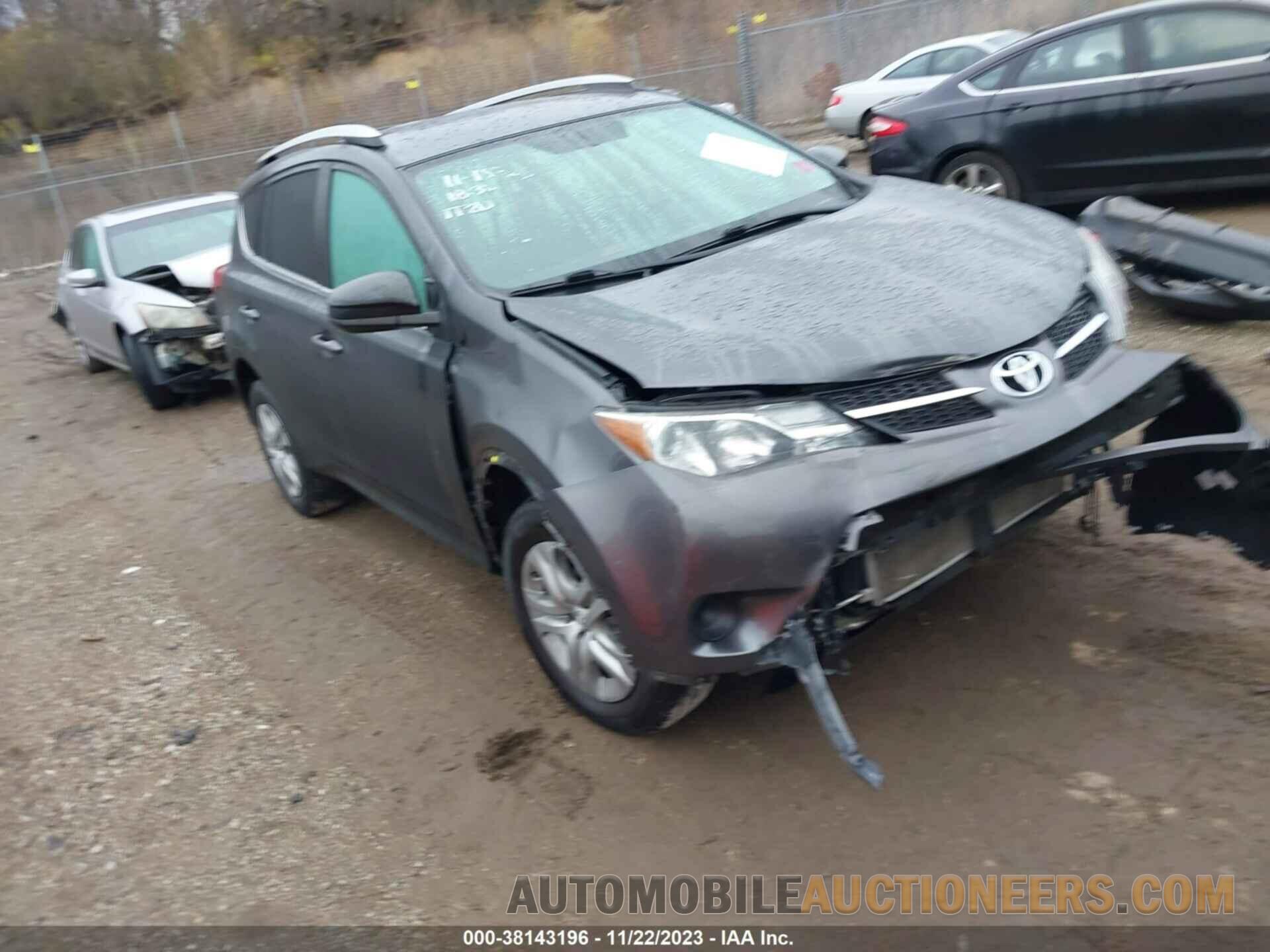 2T3BFREV9FW233640 TOYOTA RAV4 2015