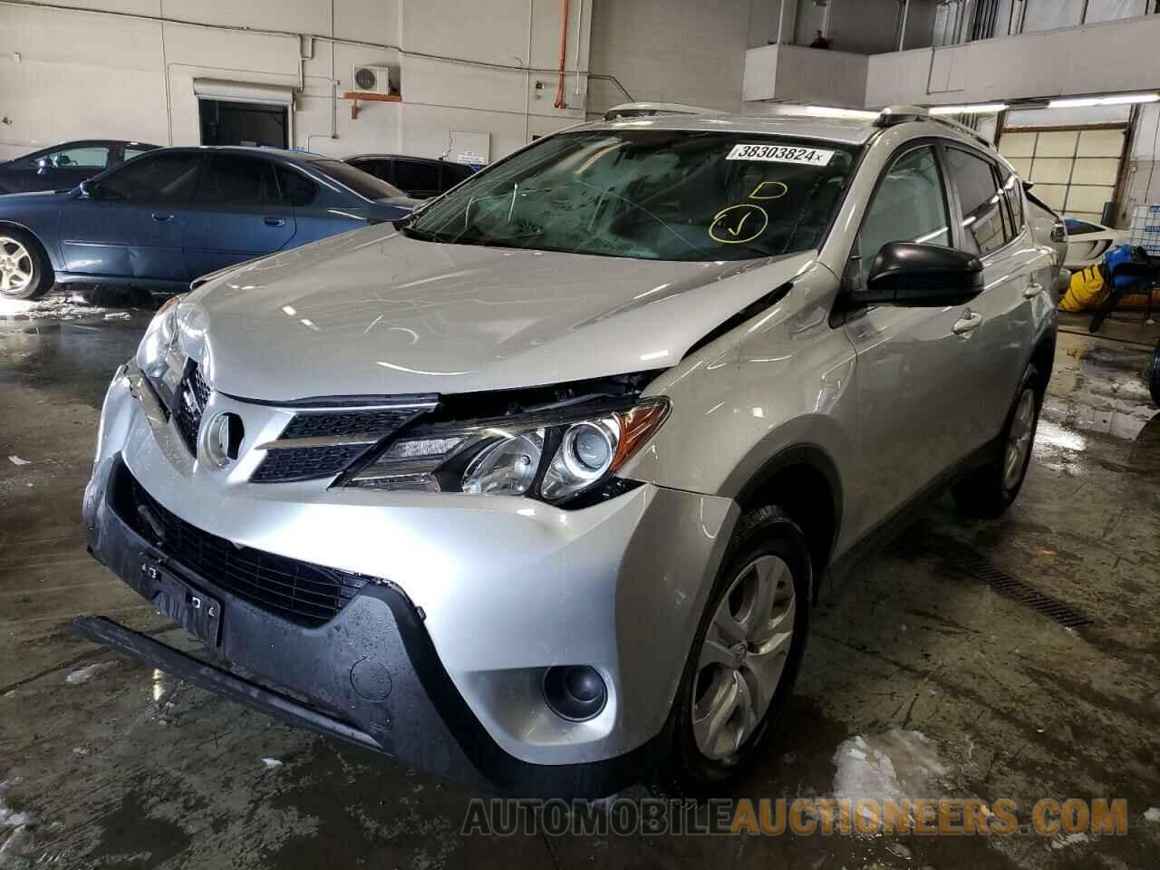 2T3BFREVXFW389105 TOYOTA RAV4 2015