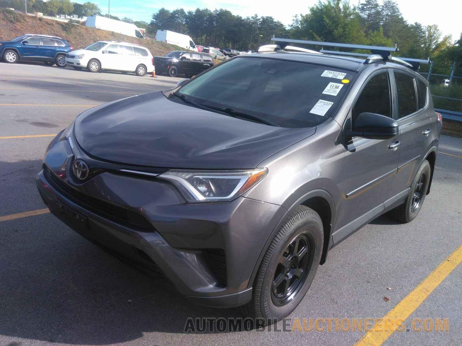 2T3BFREVXHW599027 Toyota RAV4 2017