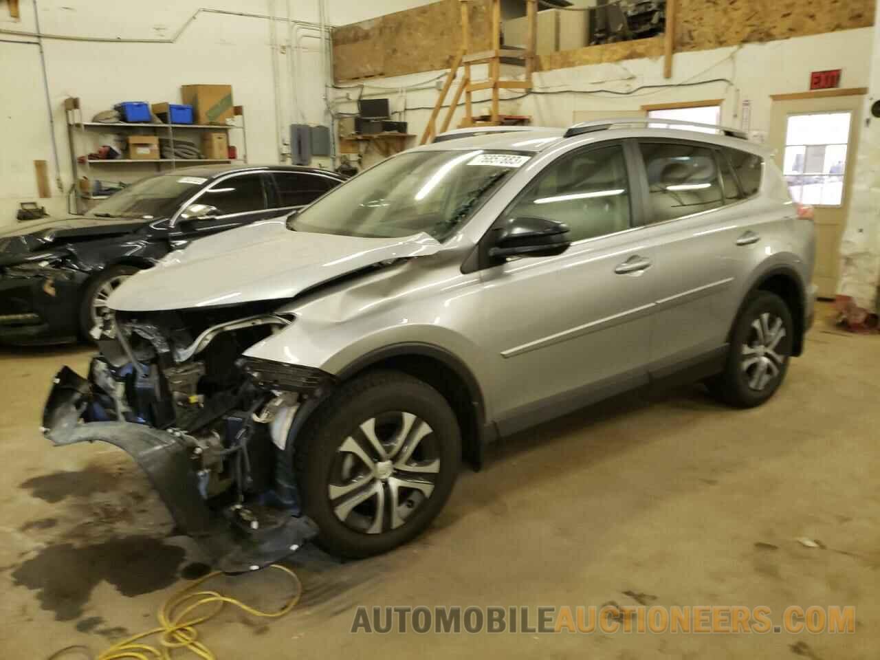 2T3BFREVXHW675104 TOYOTA RAV4 2017