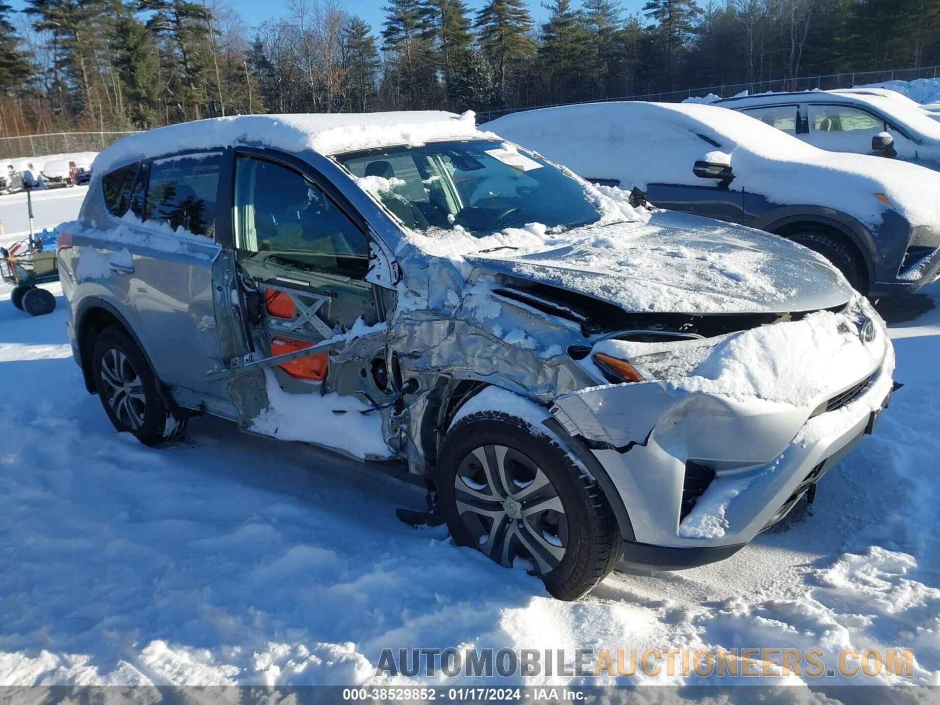 2T3BFREVXJW717082 TOYOTA RAV4 2018