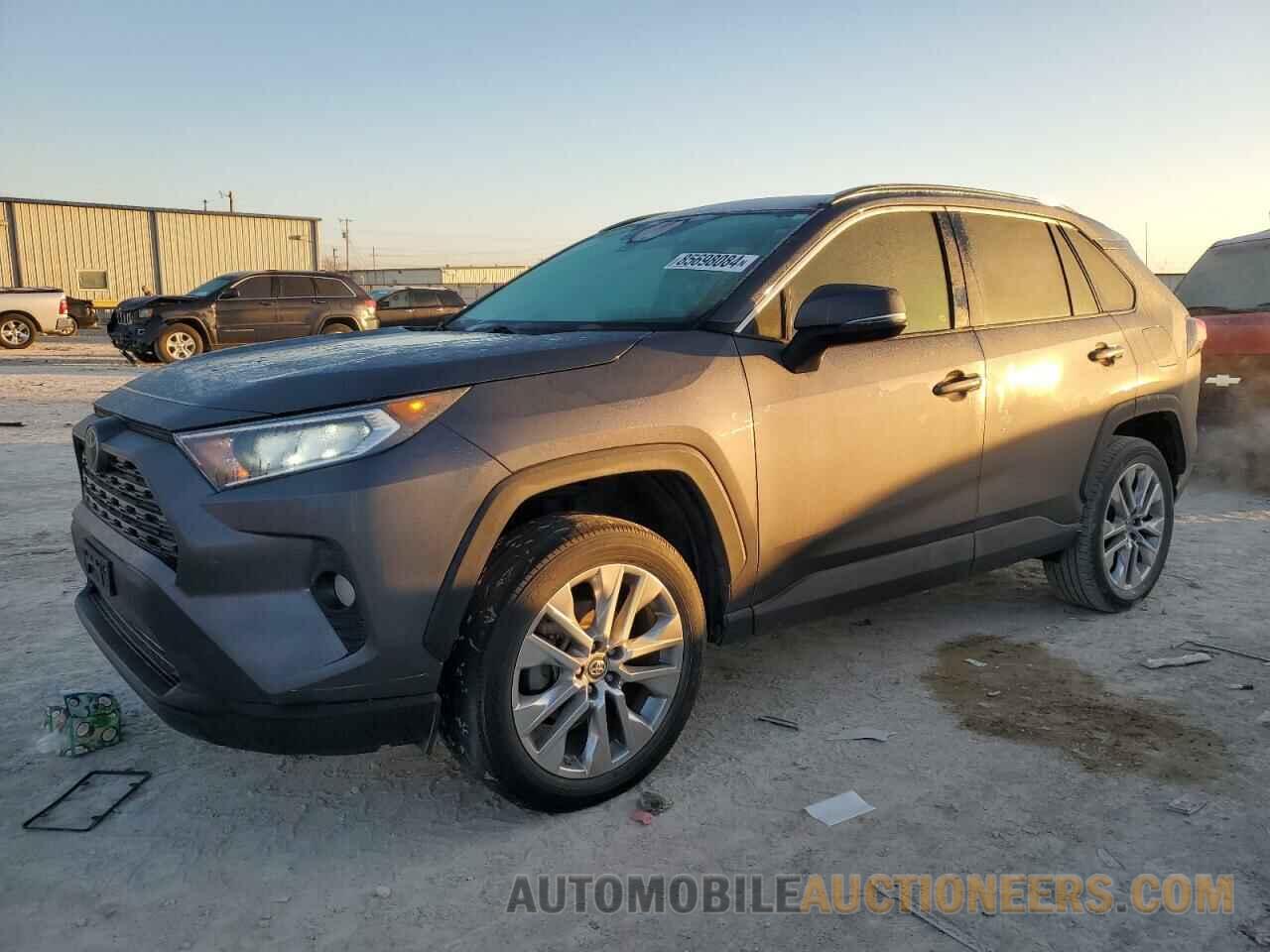 2T3C1RFV0KC003465 TOYOTA RAV4 2019