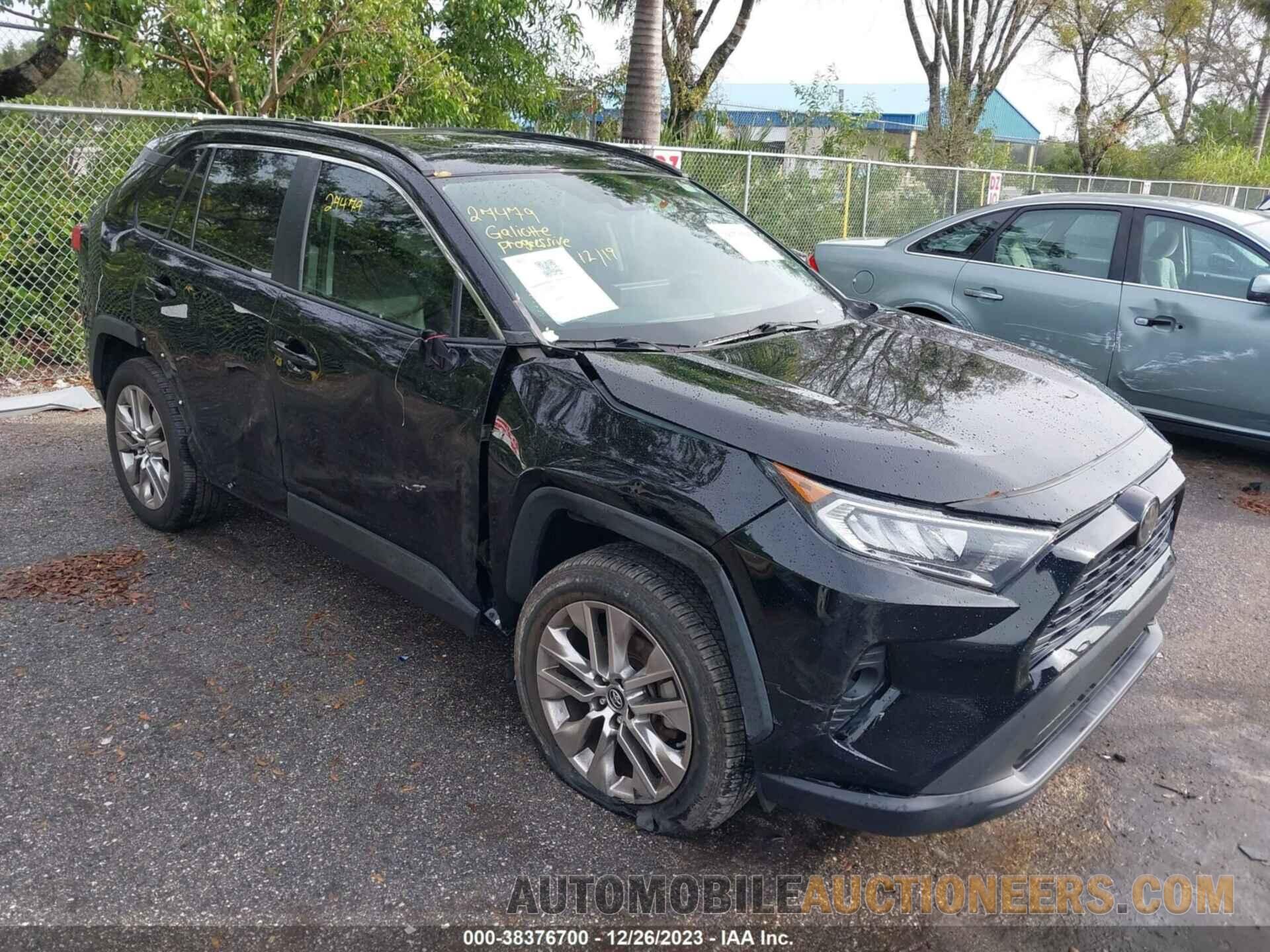 2T3C1RFV0KW028882 TOYOTA RAV4 2019