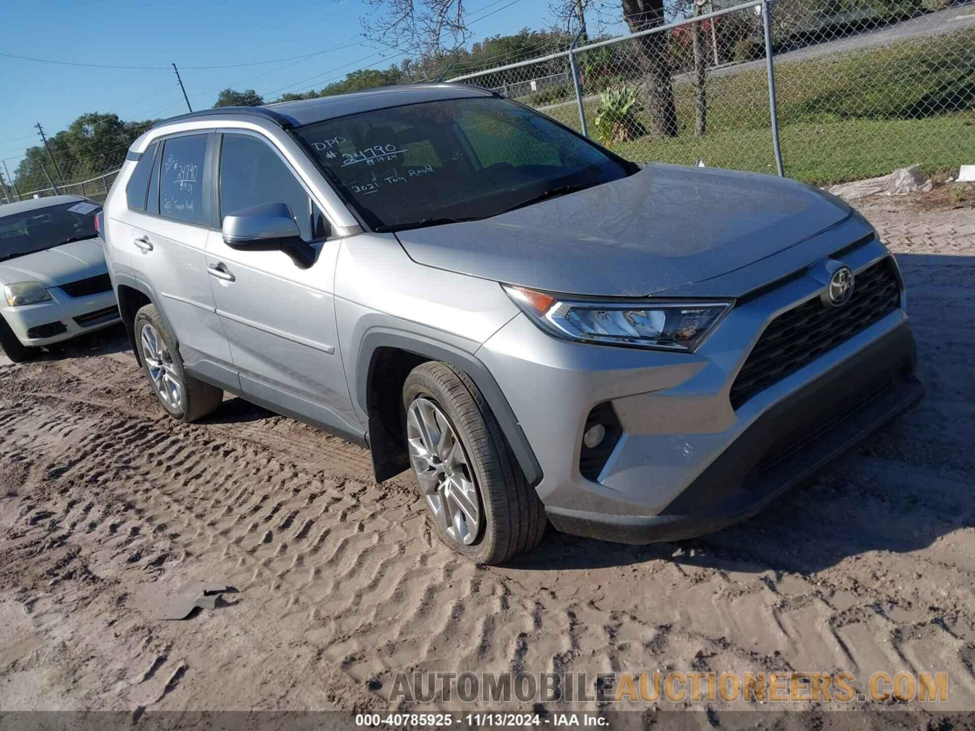 2T3C1RFV0MC118781 TOYOTA RAV4 2021