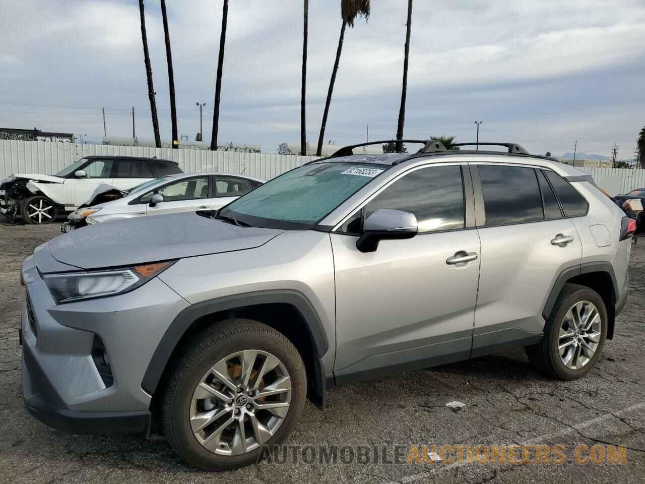 2T3C1RFV0MC153272 TOYOTA RAV4 2021