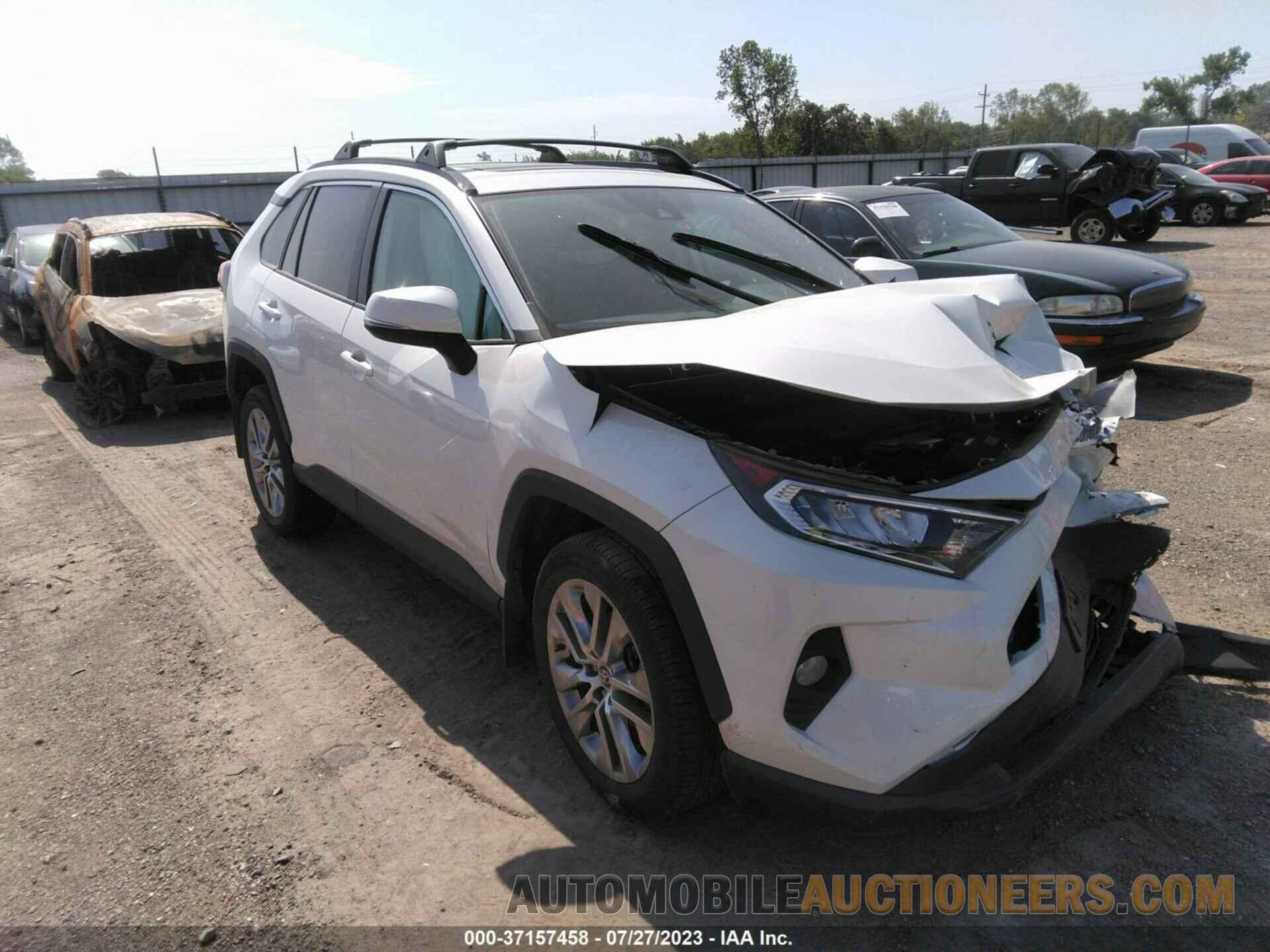 2T3C1RFV0MW105590 TOYOTA RAV4 2021