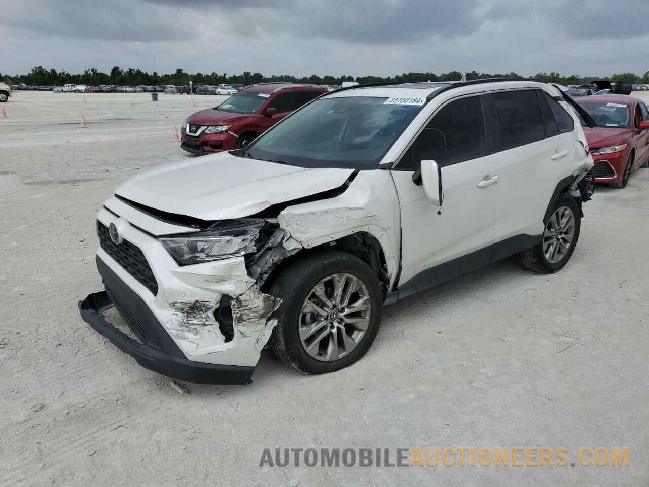 2T3C1RFV0MW157157 TOYOTA RAV4 2021