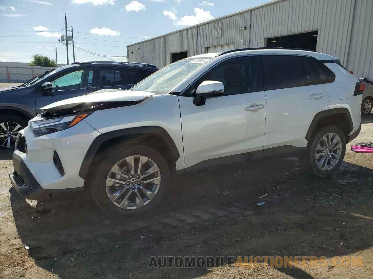 2T3C1RFV0PW260132 TOYOTA RAV4 2023