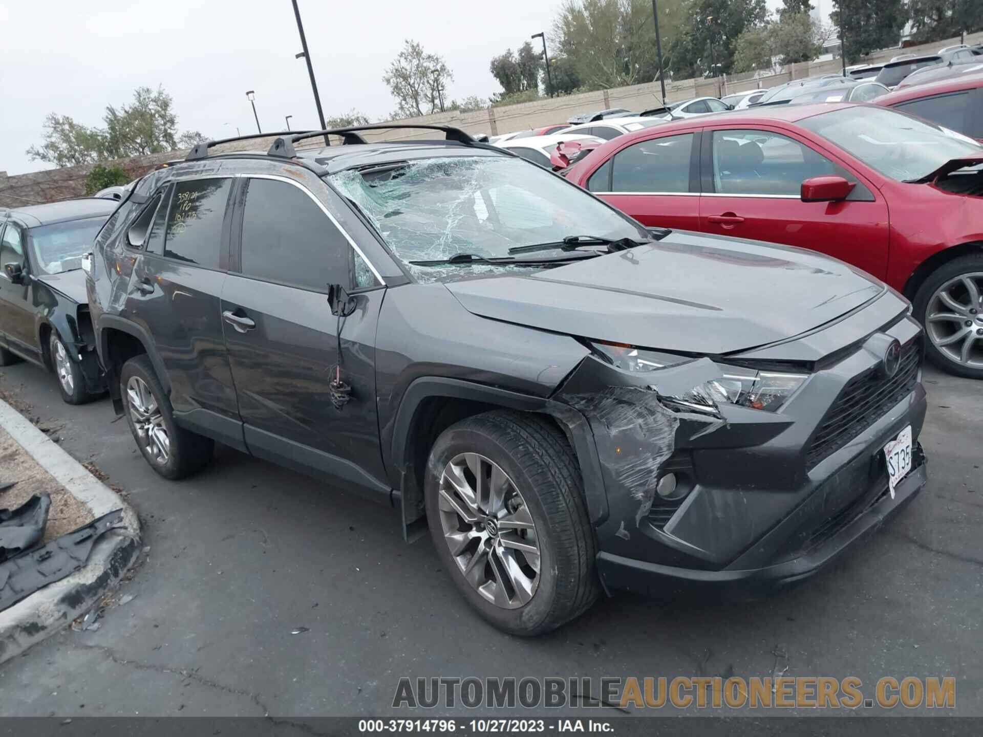 2T3C1RFV1KC020470 TOYOTA RAV4 2019