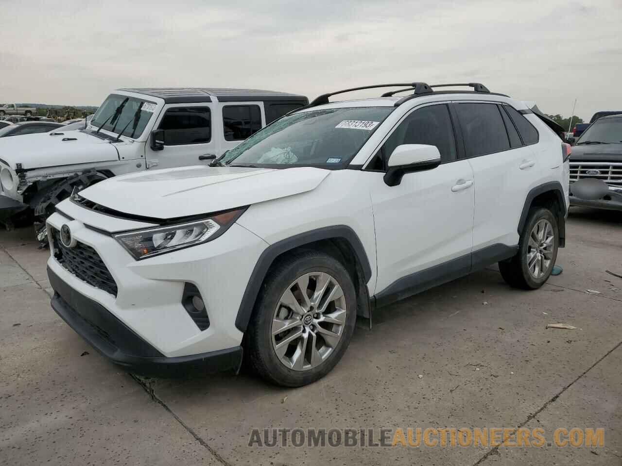 2T3C1RFV1KW047909 TOYOTA RAV4 2019