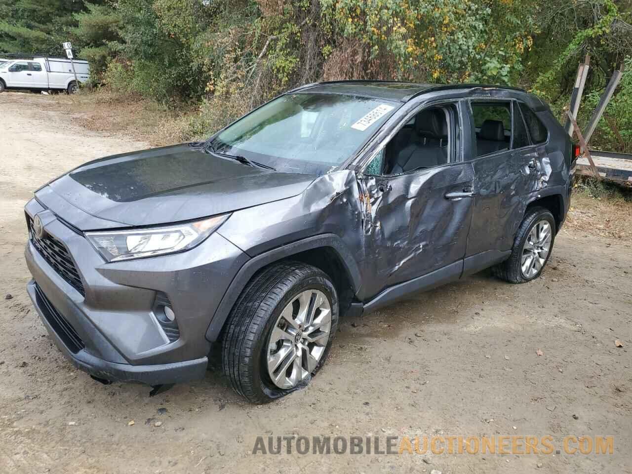 2T3C1RFV1MC141860 TOYOTA RAV4 2021