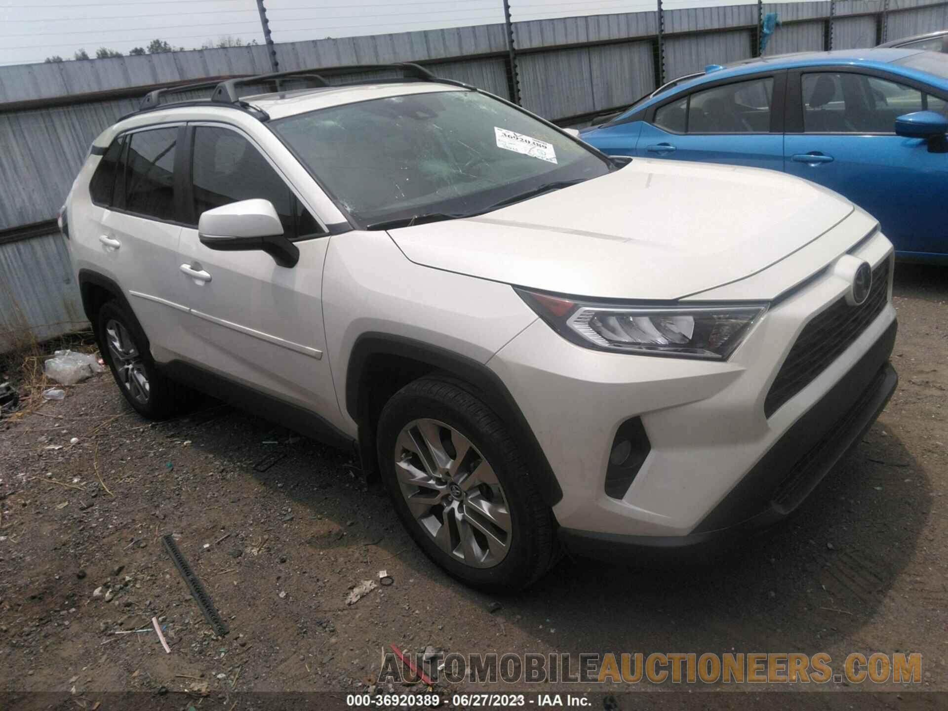 2T3C1RFV1MW109649 TOYOTA RAV4 2021