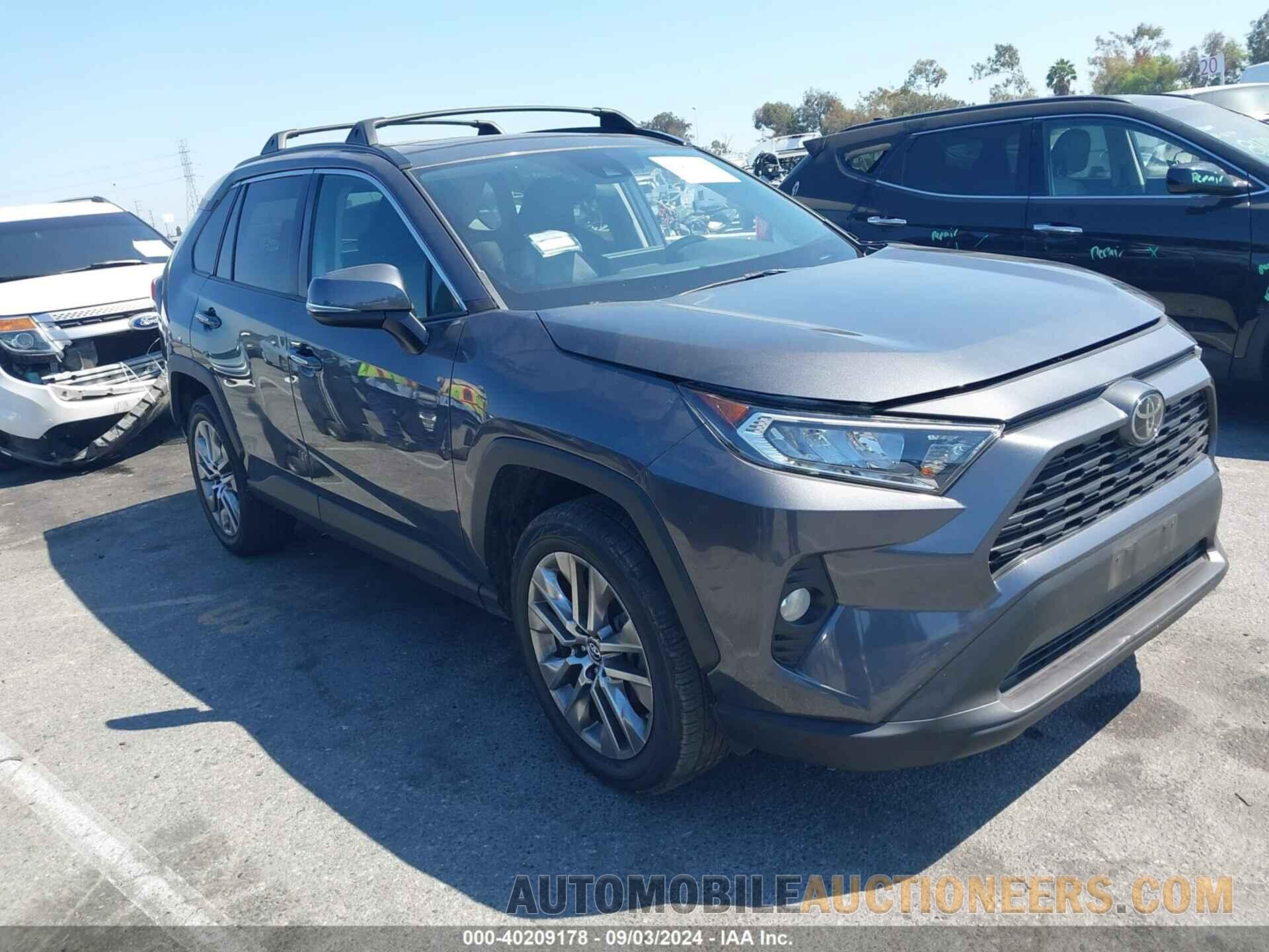 2T3C1RFV2KW053072 TOYOTA RAV4 2019