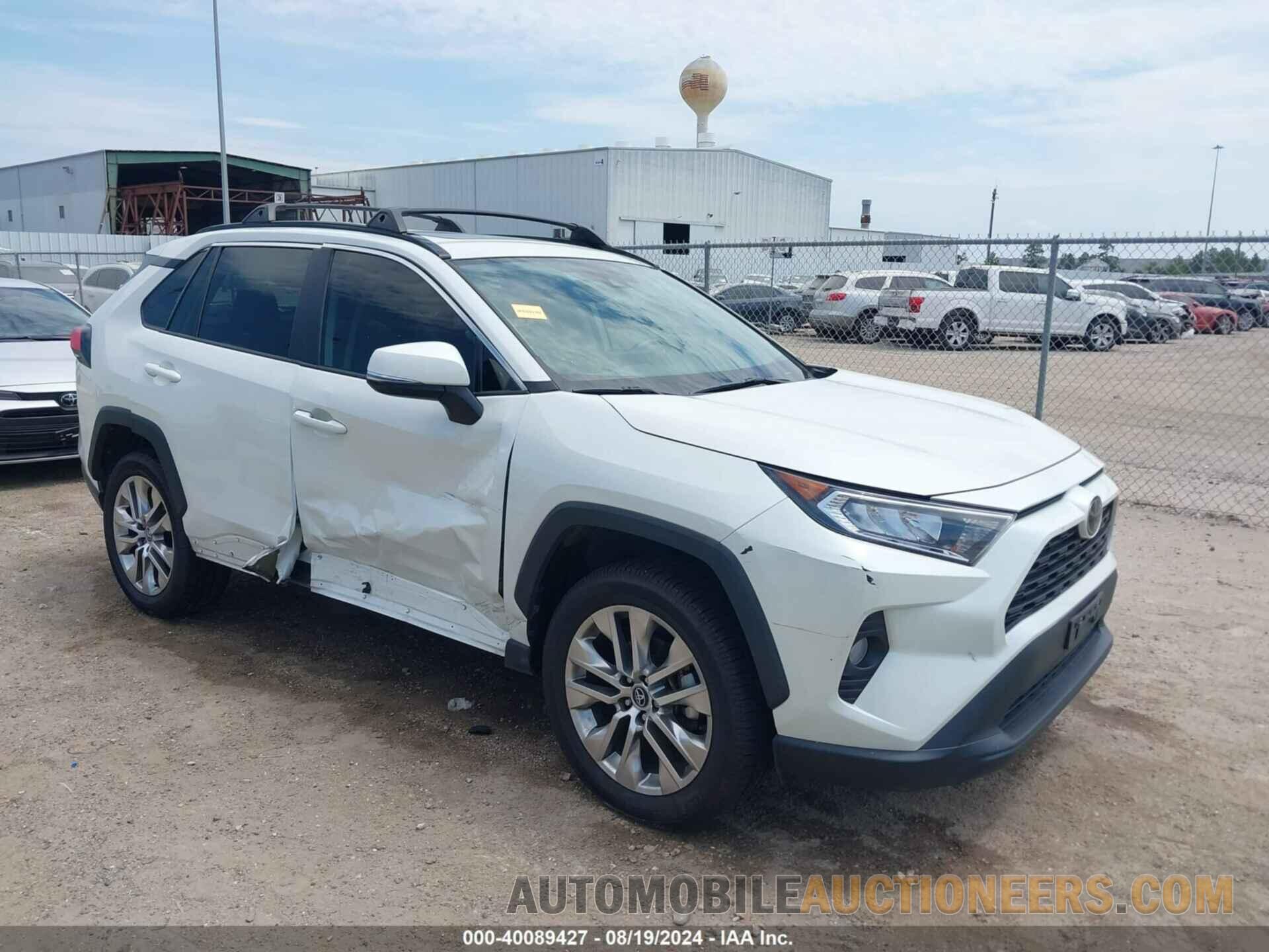 2T3C1RFV2MW117176 TOYOTA RAV4 2021