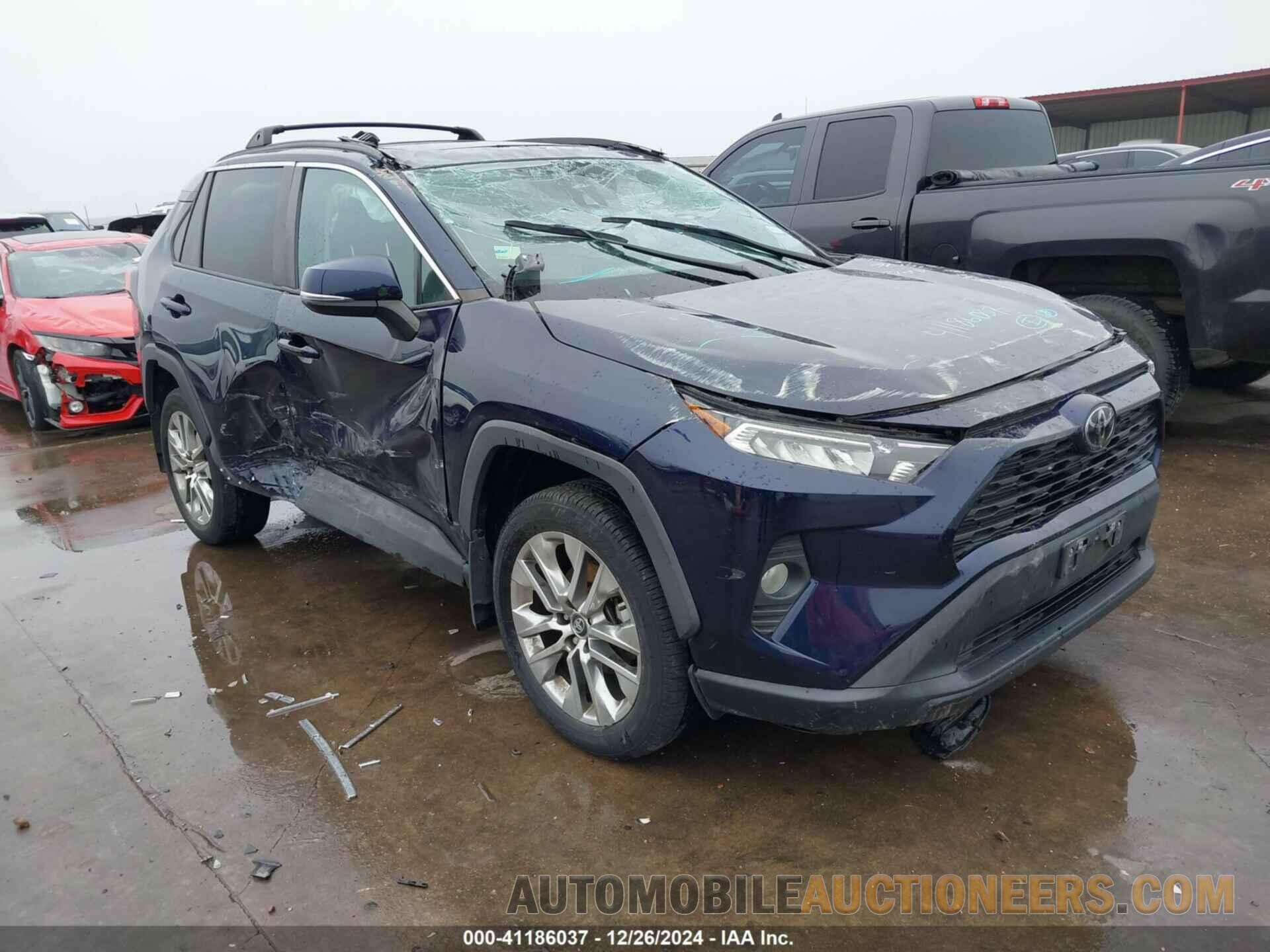 2T3C1RFV2MW121566 TOYOTA RAV4 2021