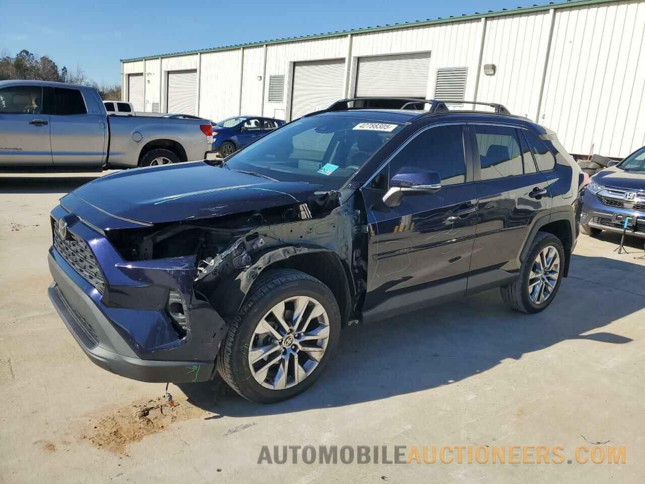 2T3C1RFV2MW136939 TOYOTA RAV4 2021