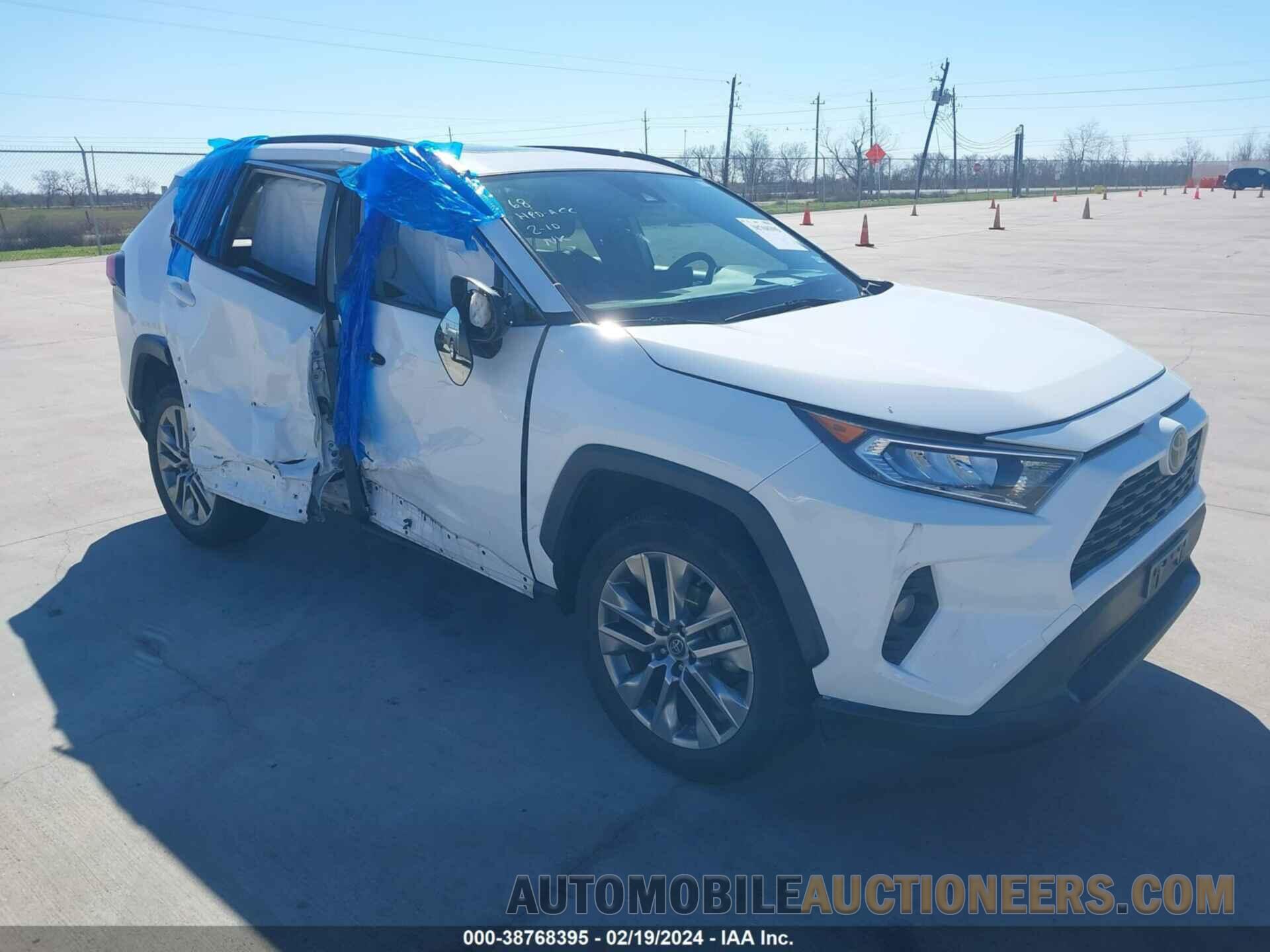 2T3C1RFV3KC012127 TOYOTA RAV4 2019