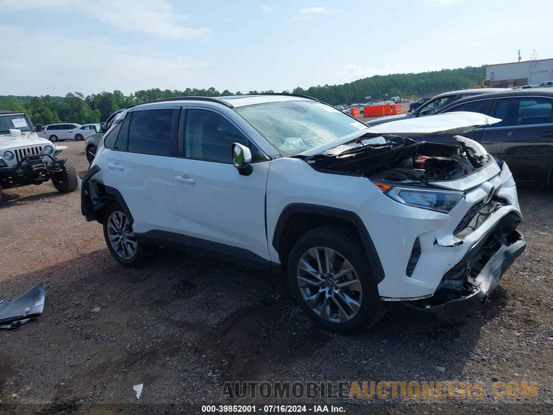 2T3C1RFV3KC016193 TOYOTA RAV4 2019