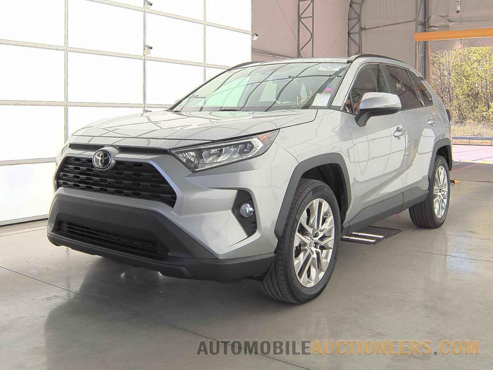 2T3C1RFV3KW001286 Toyota RAV4 2019