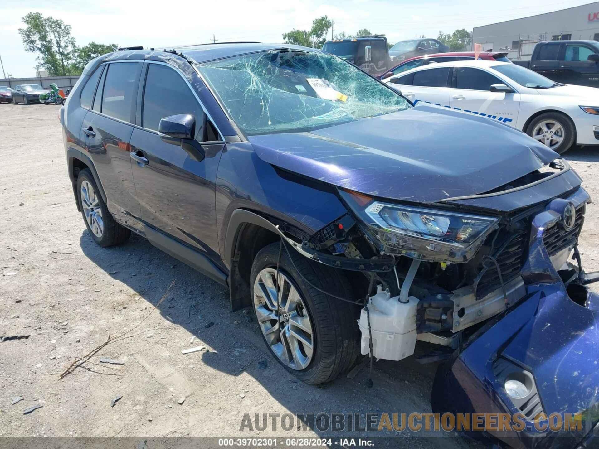 2T3C1RFV3KW025667 TOYOTA RAV4 2019