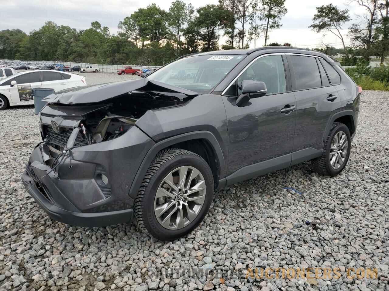 2T3C1RFV3KW043182 TOYOTA RAV4 2019