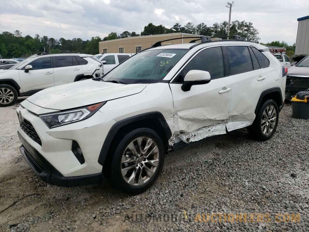 2T3C1RFV3MW154110 TOYOTA RAV4 2021