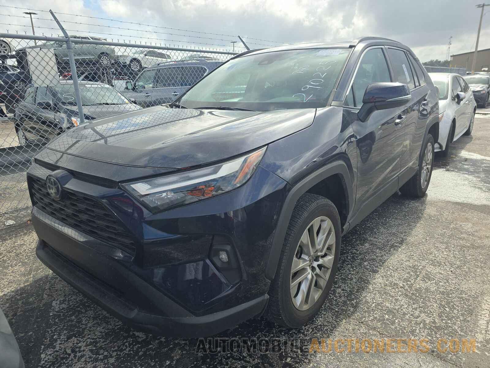 2T3C1RFV3PW290225 Toyota RAV4 2023