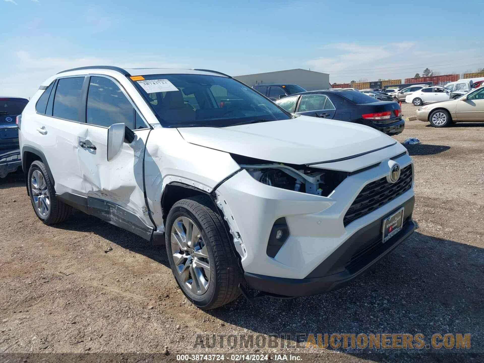 2T3C1RFV3RW314364 TOYOTA RAV4 2024