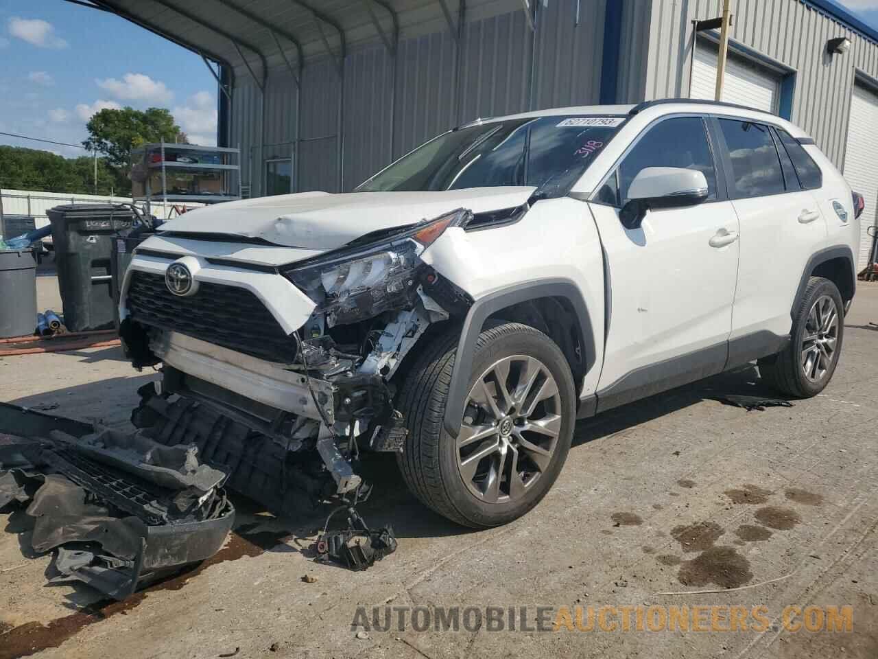 2T3C1RFV4LW063118 TOYOTA RAV4 2020