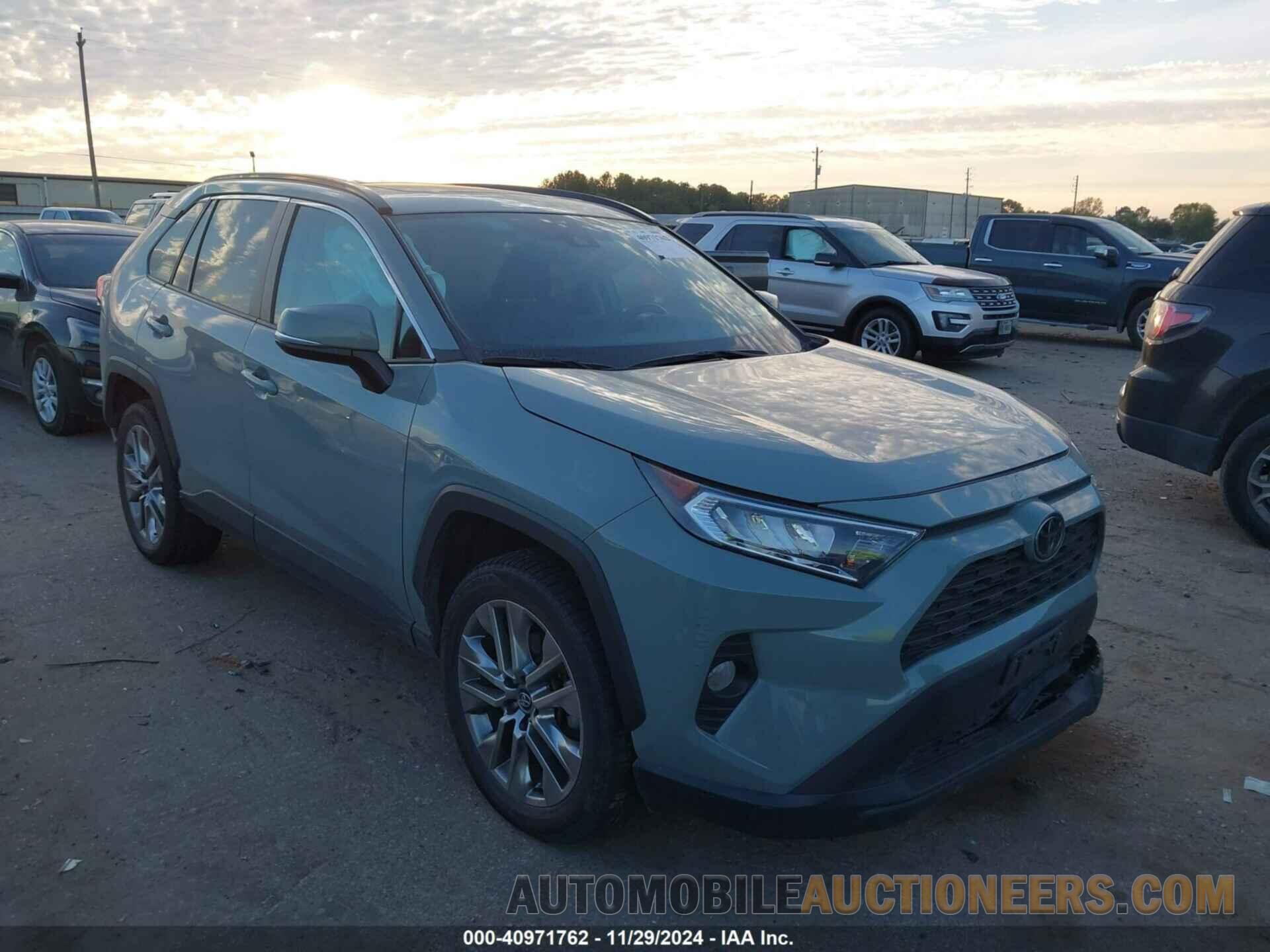 2T3C1RFV4LW071476 TOYOTA RAV4 2020