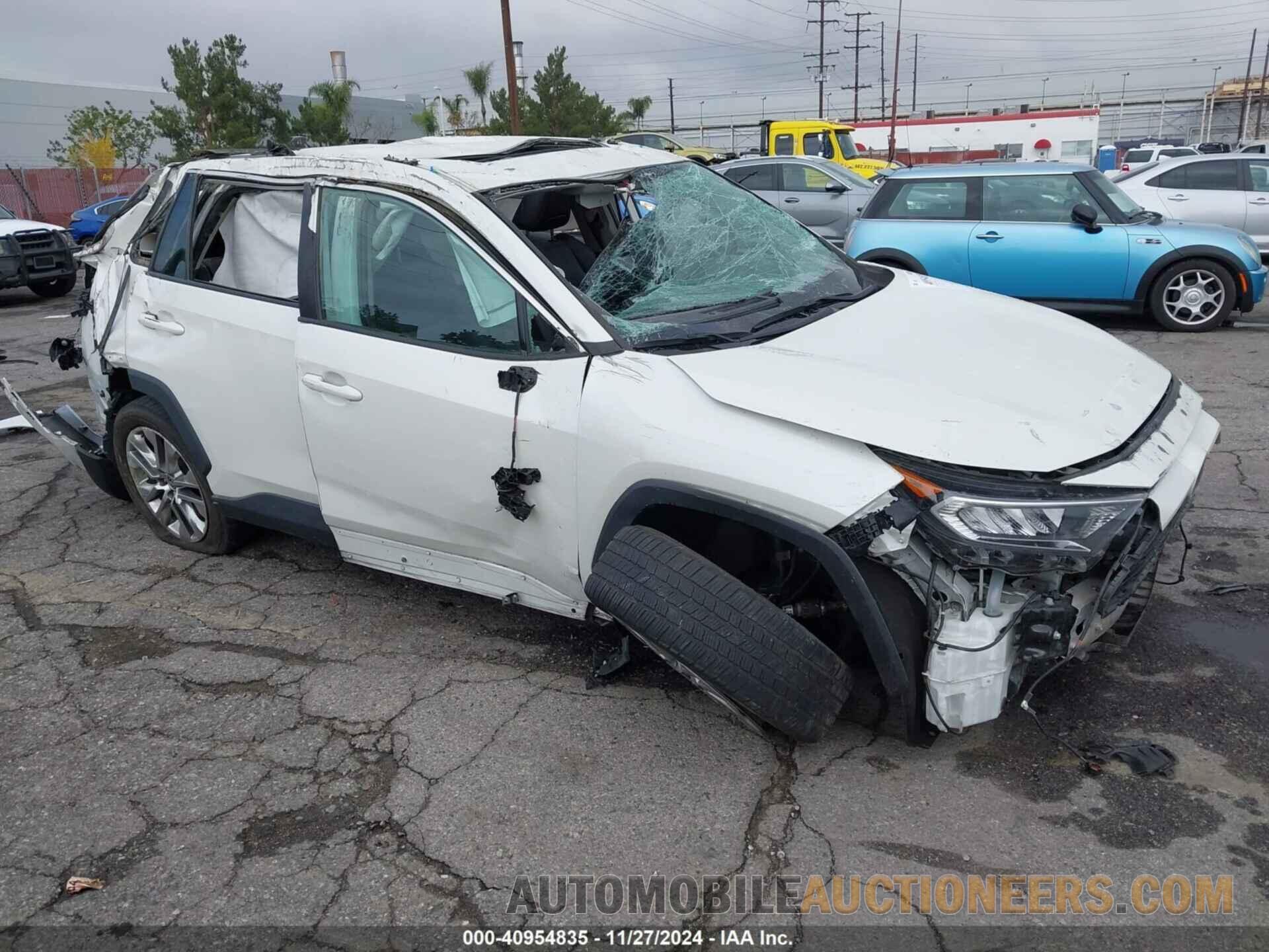 2T3C1RFV4MW171823 TOYOTA RAV4 2021