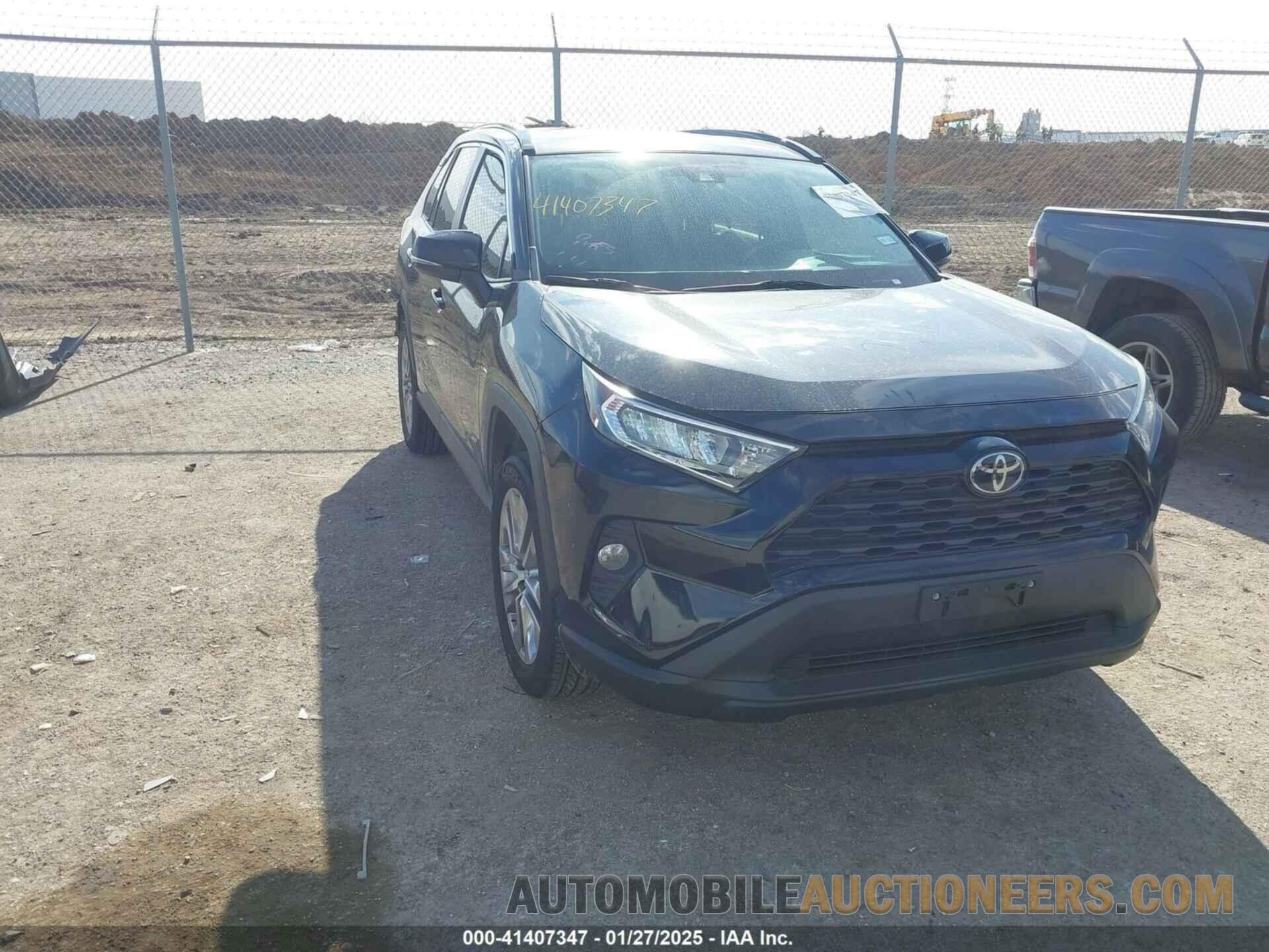 2T3C1RFV5KC023727 TOYOTA RAV4 2019