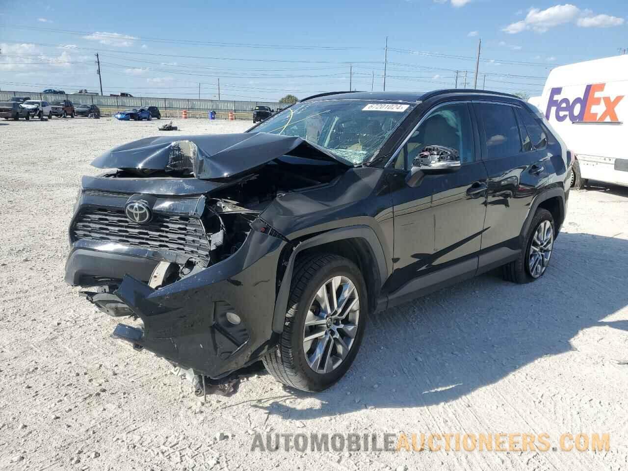 2T3C1RFV5KW026240 TOYOTA RAV4 2019