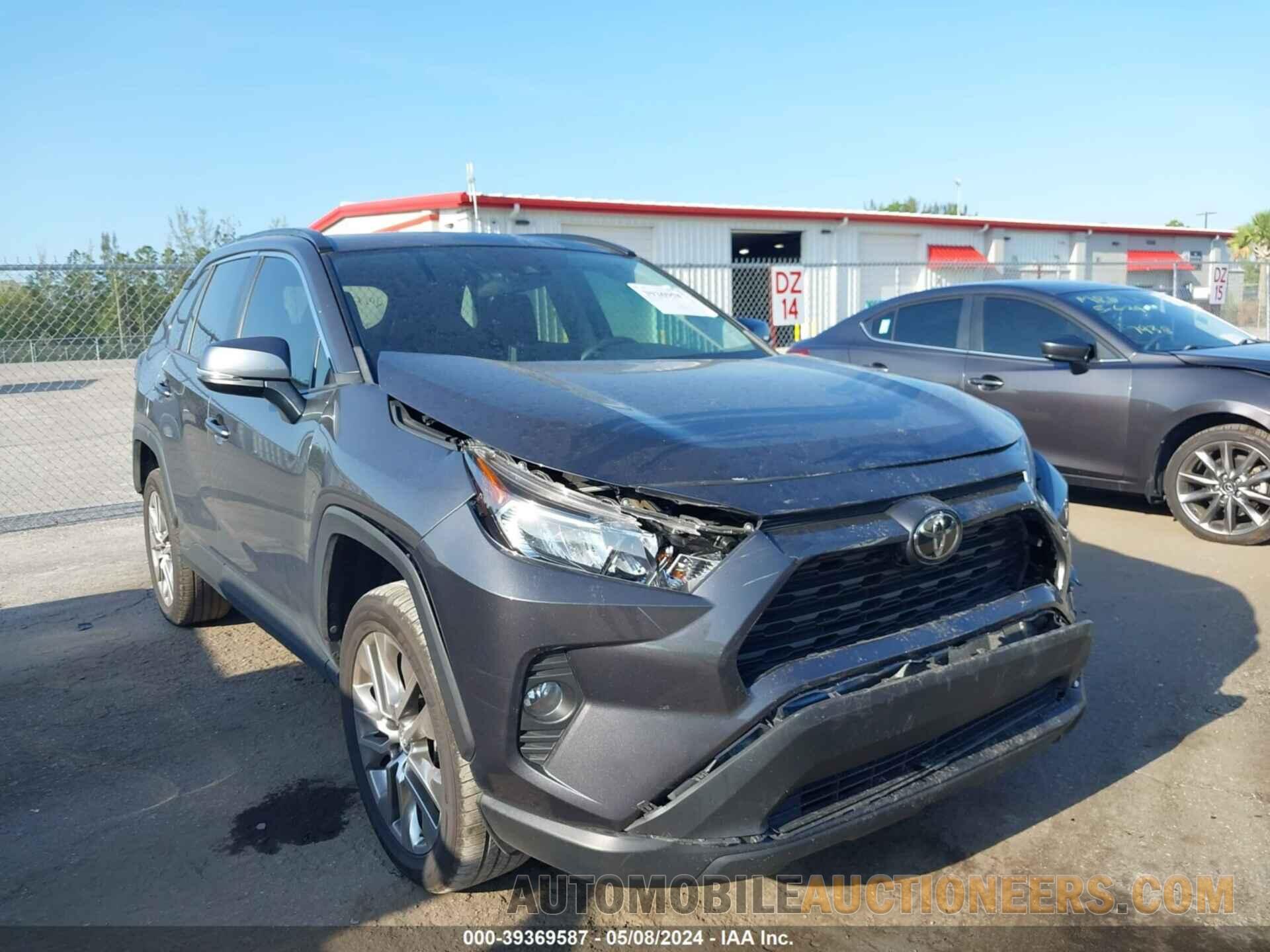 2T3C1RFV5MW106138 TOYOTA RAV4 2021