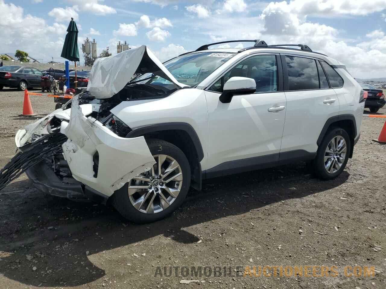 2T3C1RFV5MW106673 TOYOTA RAV4 2021