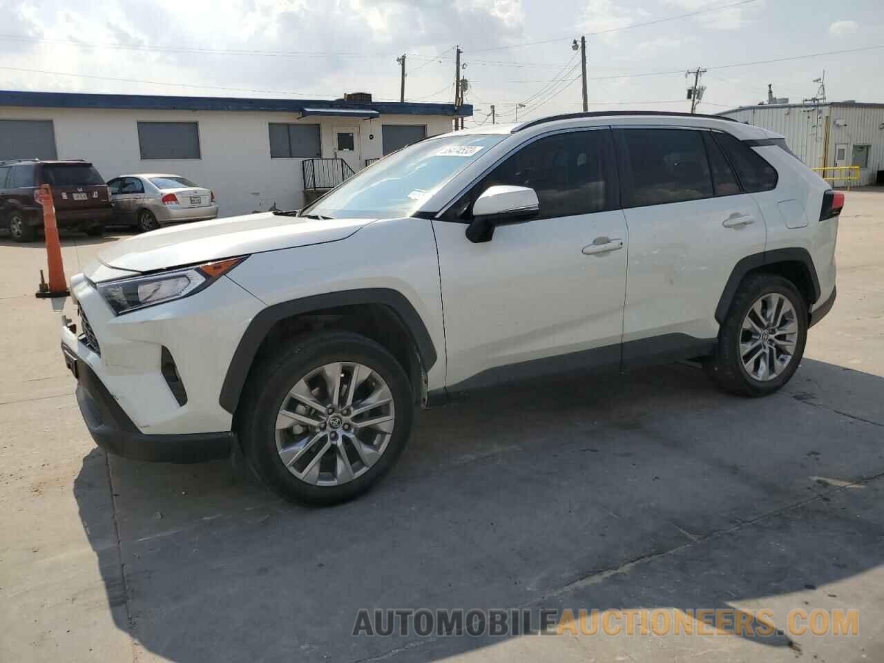 2T3C1RFV5MW143884 TOYOTA RAV4 2021