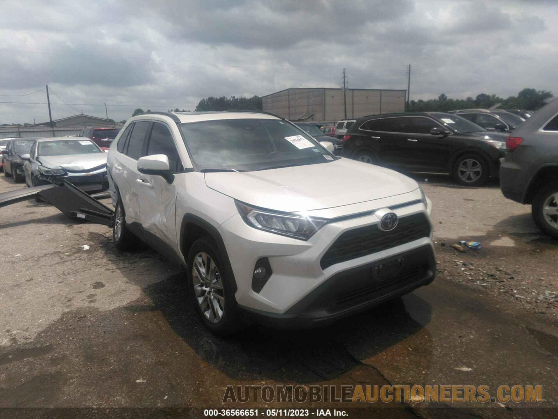 2T3C1RFV5MW151872 TOYOTA RAV4 2021