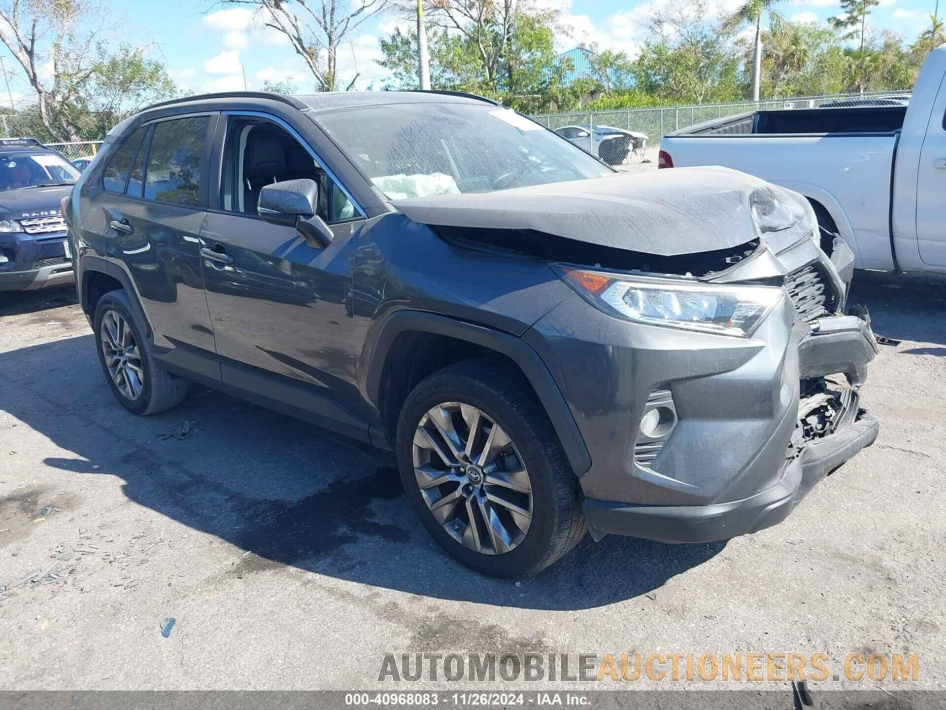 2T3C1RFV6KC015961 TOYOTA RAV4 2019