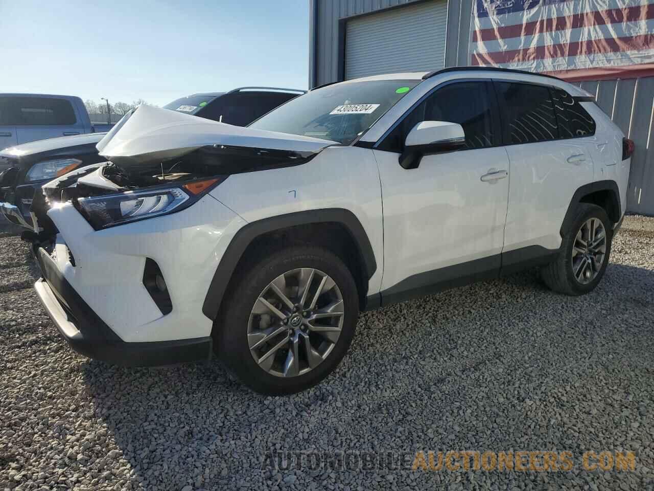 2T3C1RFV6KC018228 TOYOTA RAV4 2019