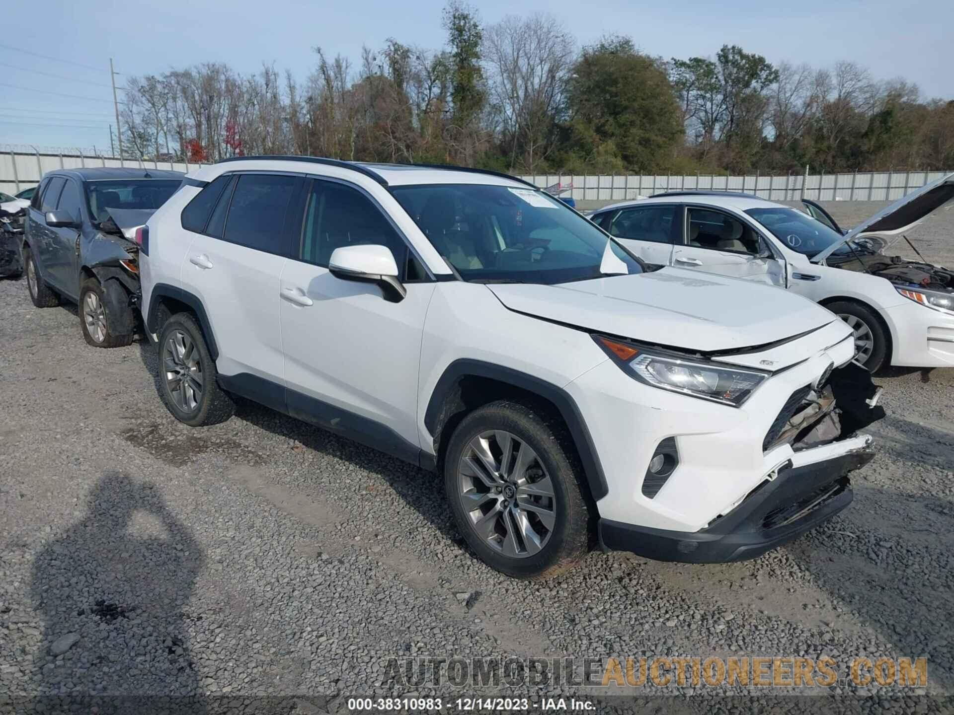 2T3C1RFV6KW016073 TOYOTA RAV4 2019