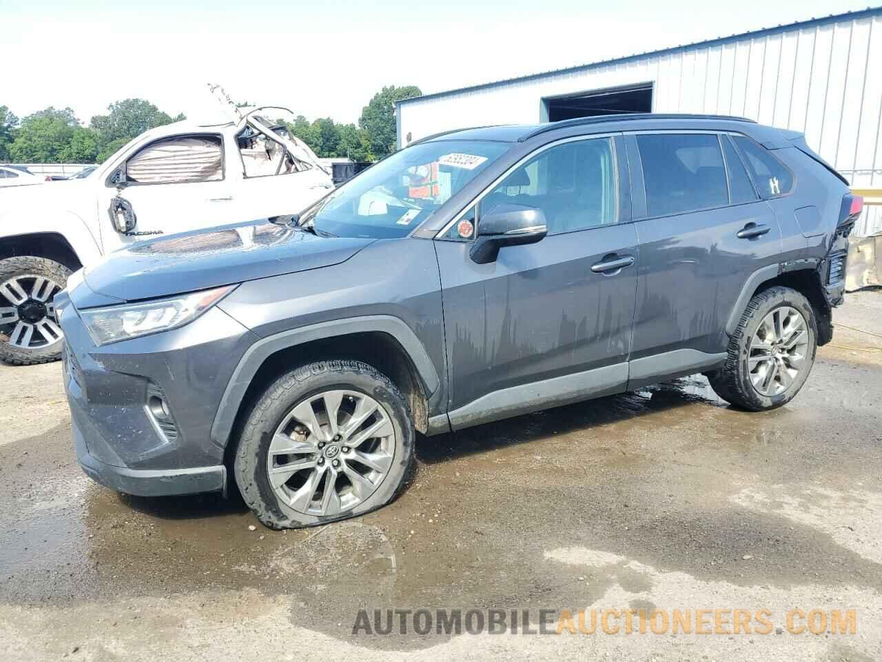 2T3C1RFV6KW018082 TOYOTA RAV4 2019