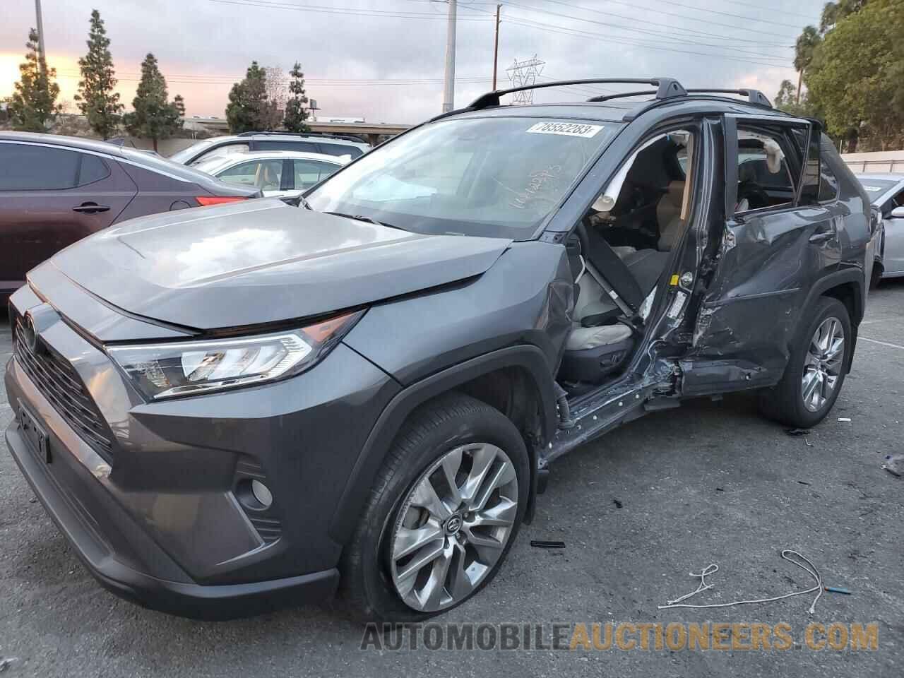 2T3C1RFV6KW025856 TOYOTA RAV4 2019