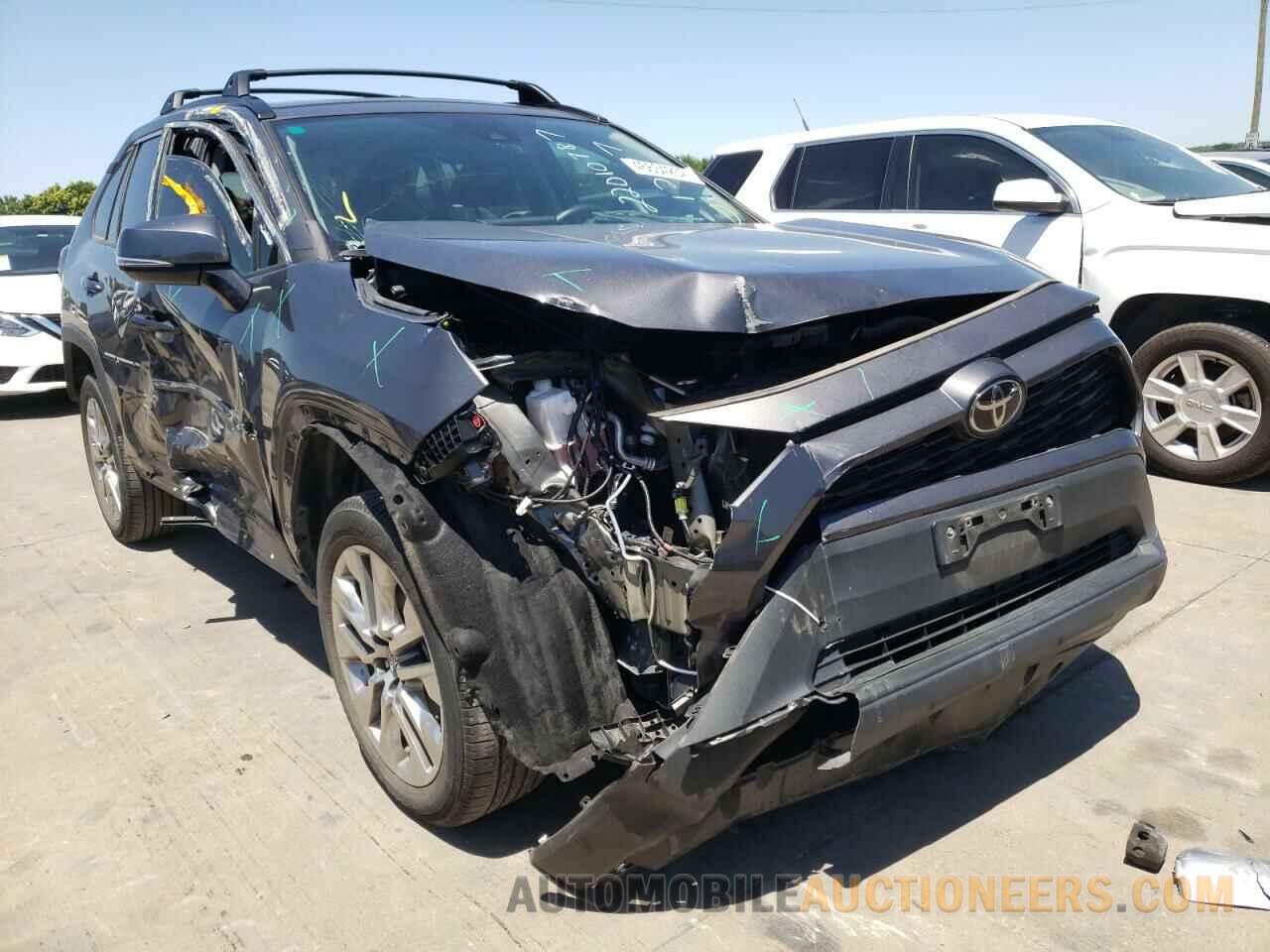 2T3C1RFV6KW040468 TOYOTA RAV4 2019