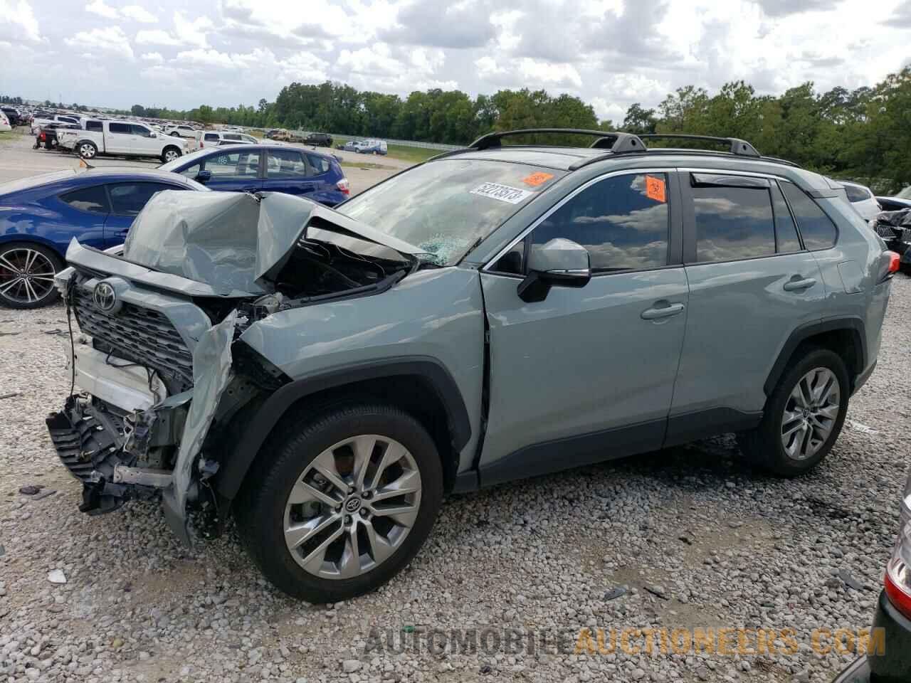 2T3C1RFV6MW122817 TOYOTA RAV4 2021