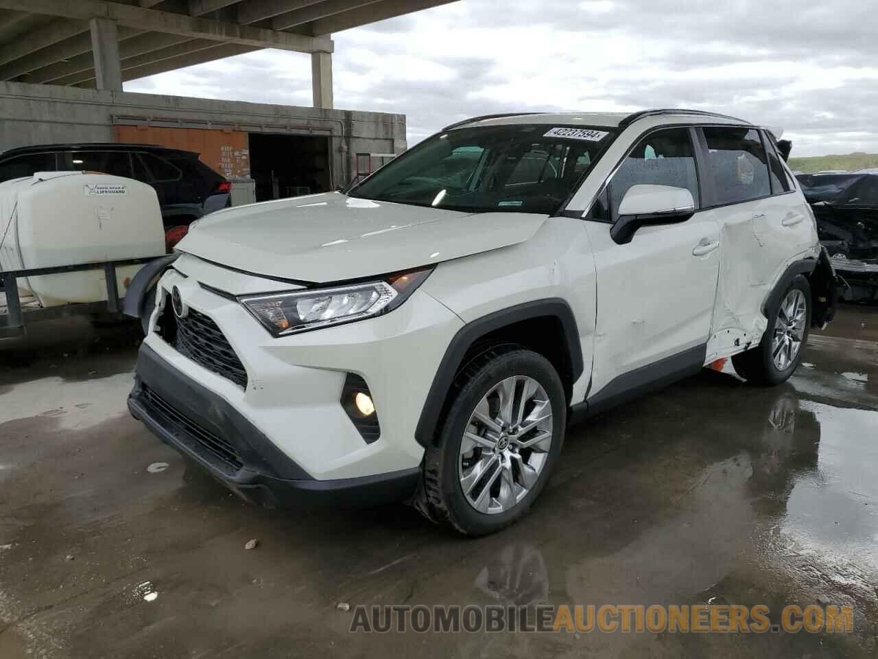 2T3C1RFV6MW129010 TOYOTA RAV4 2021