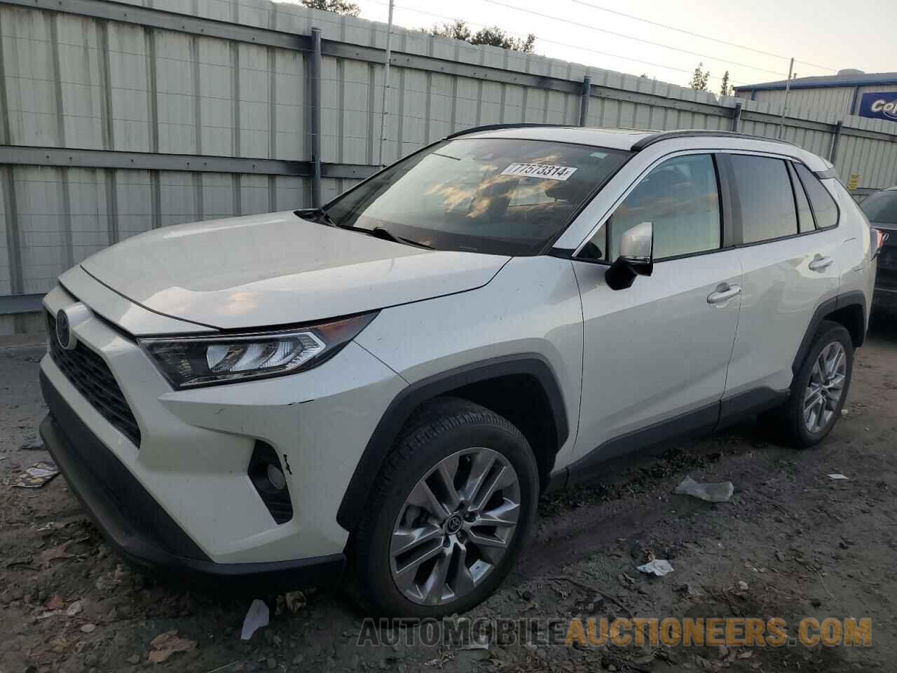 2T3C1RFV6MW153386 TOYOTA RAV4 2021