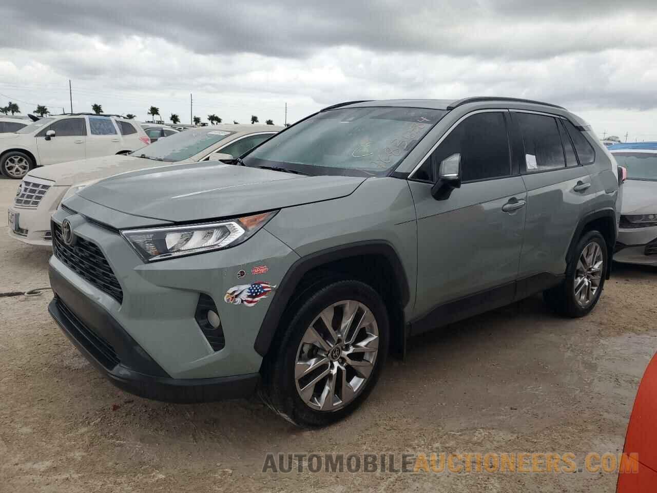 2T3C1RFV6MW174819 TOYOTA RAV4 2021