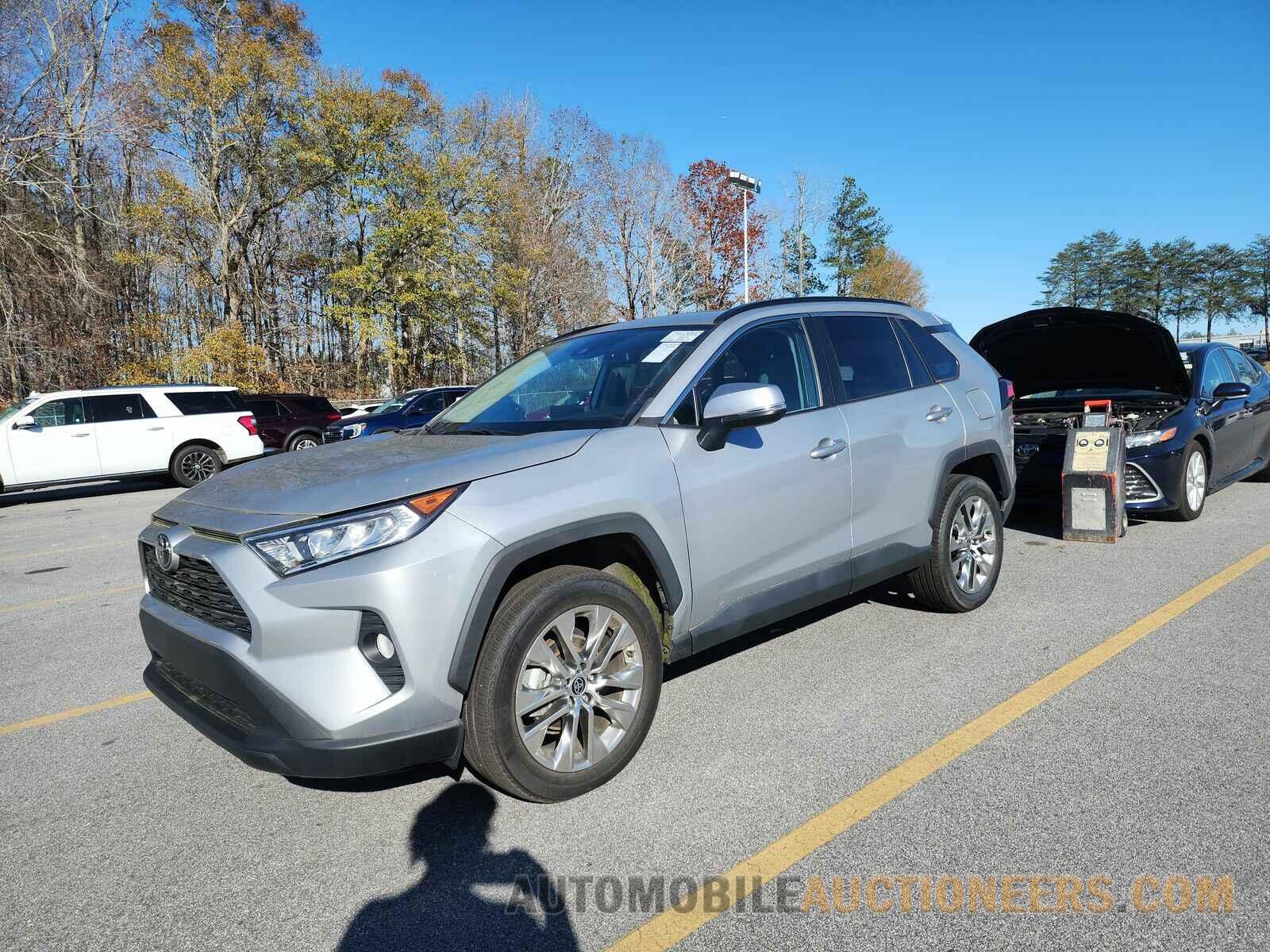 2T3C1RFV6MW175906 Toyota RAV4 2021