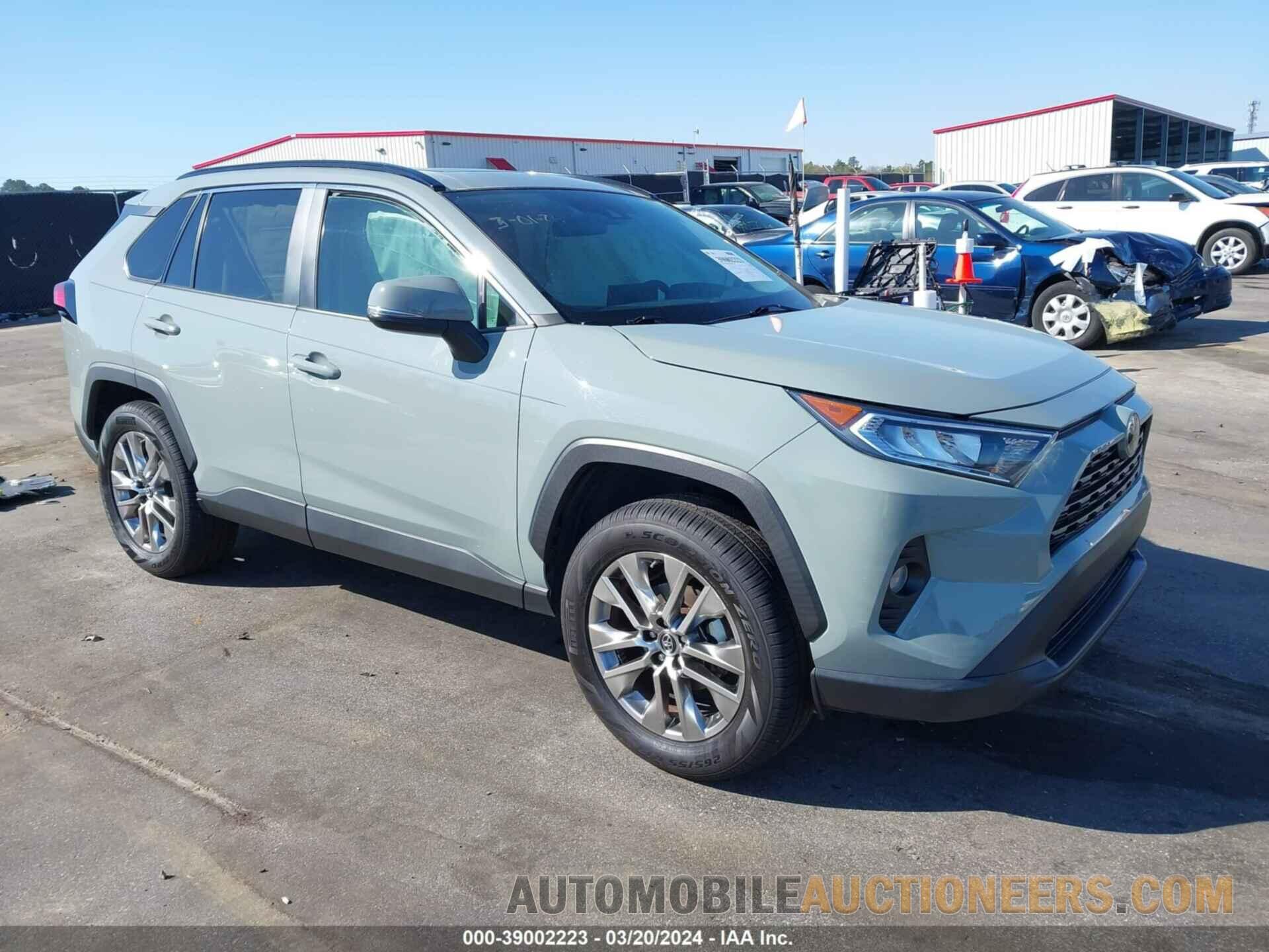 2T3C1RFV7KW042732 TOYOTA RAV4 2019