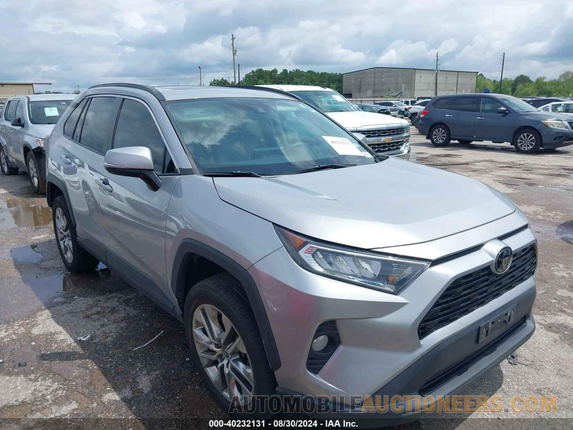 2T3C1RFV7MC139532 TOYOTA RAV4 2021